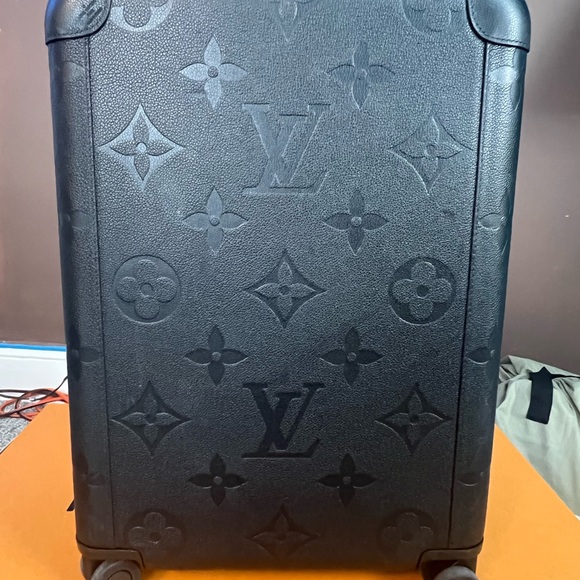 Louis Vuitton Horizon 55 carry on luggage. Pre-loved. - Picture 1 of 13